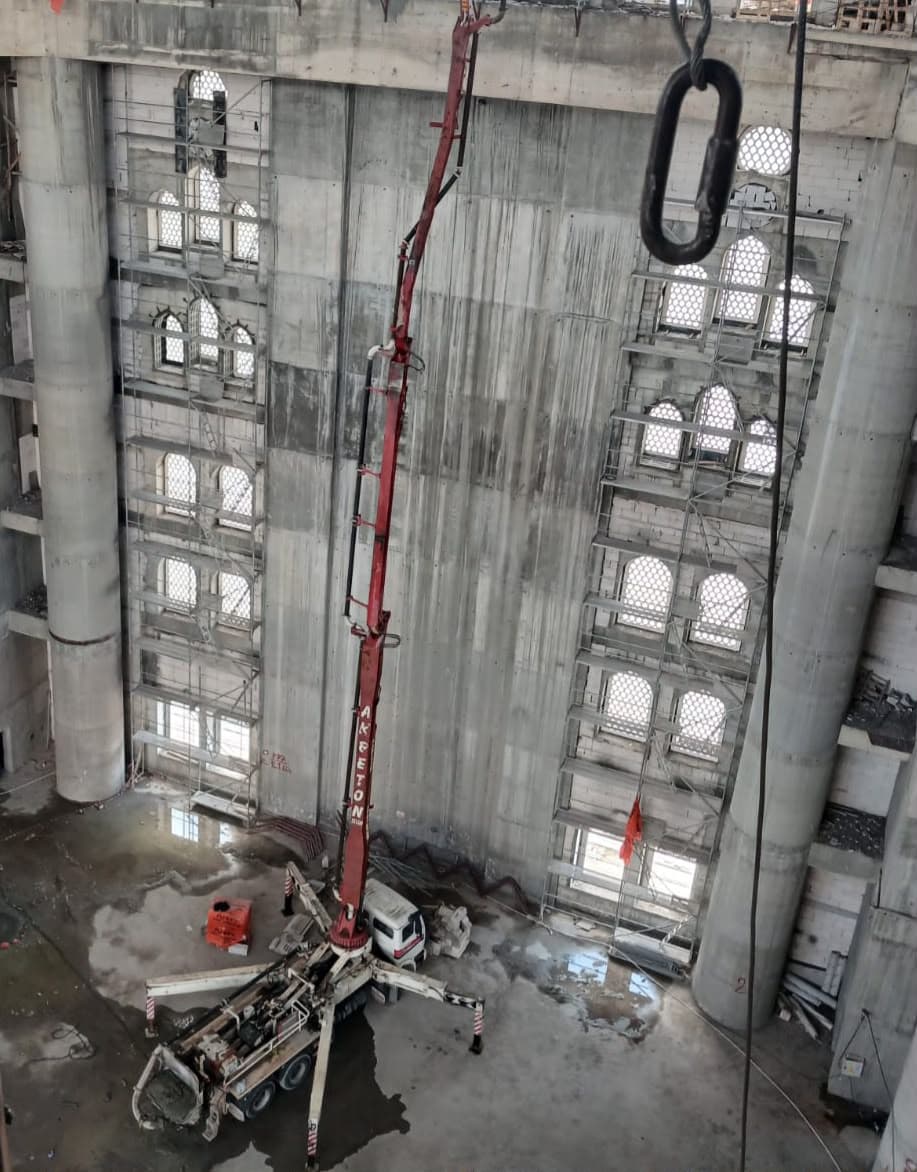 Mercedes 2025 şasili, 32'lik Putzmeister beton pompası